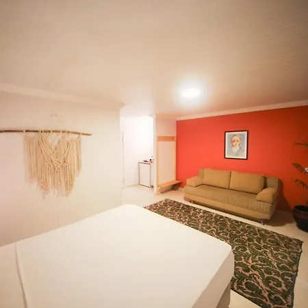Bhavana Goekova Hotel *
