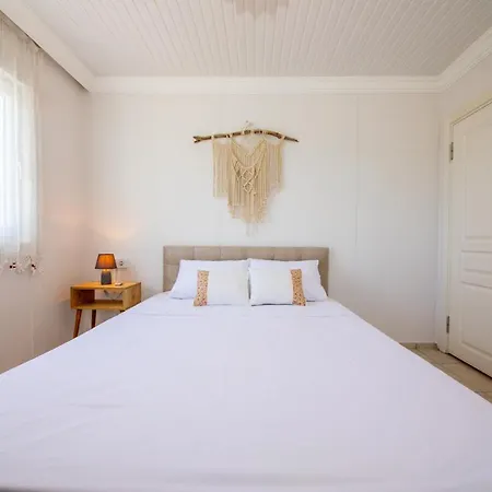 Hotel Bhavana Goekova