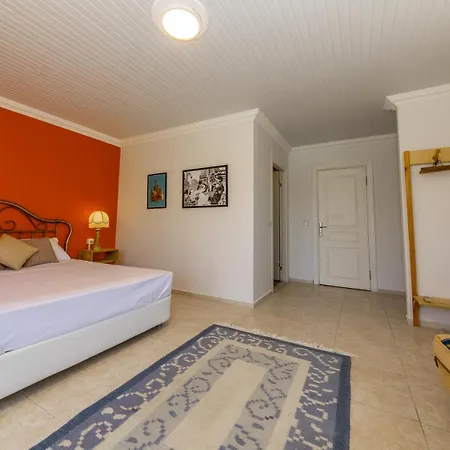 Bhavana Goekova Hotel